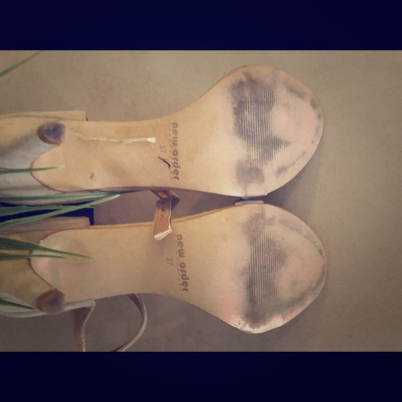 Sandals - Picture 3 of 4